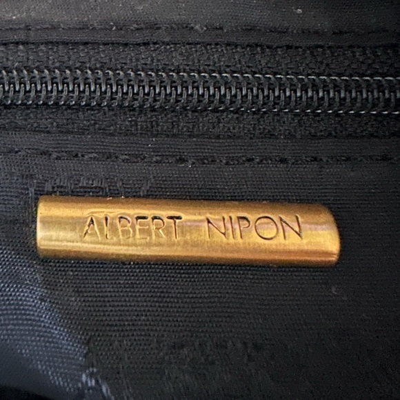 Albert Nippon taupe leather bucket style bag - Picture 6 of 6